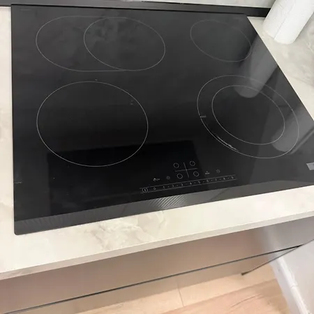 Nici 地拉那